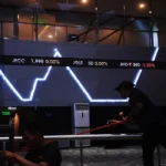 IHSG Kembali Merah, Sempat Jatuh Lebih dari 2%